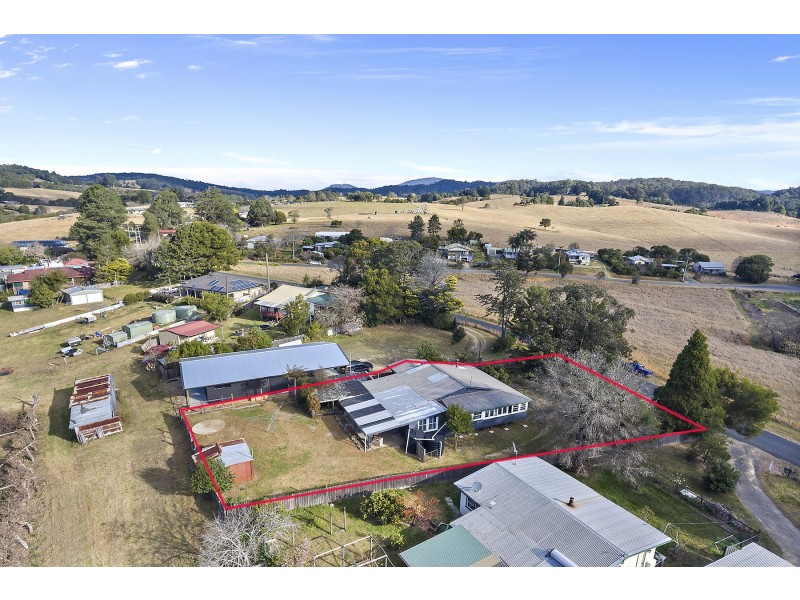 124 Pine Avenue, Ulong NSW 2450