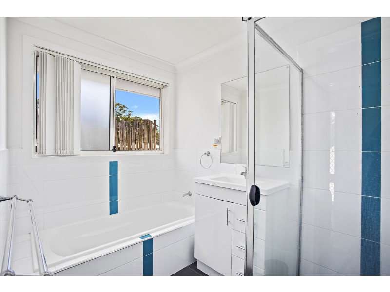 8 Seacrest Boulevard, Sandy Beach NSW 2456