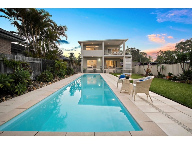 24 Wharf Street, Woolgoolga NSW 2456