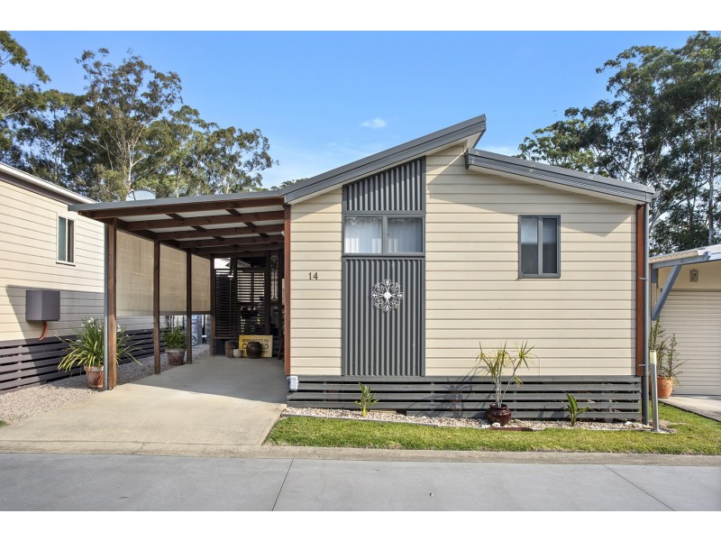 14/257 Pine Creek Way, Bonville NSW 2441