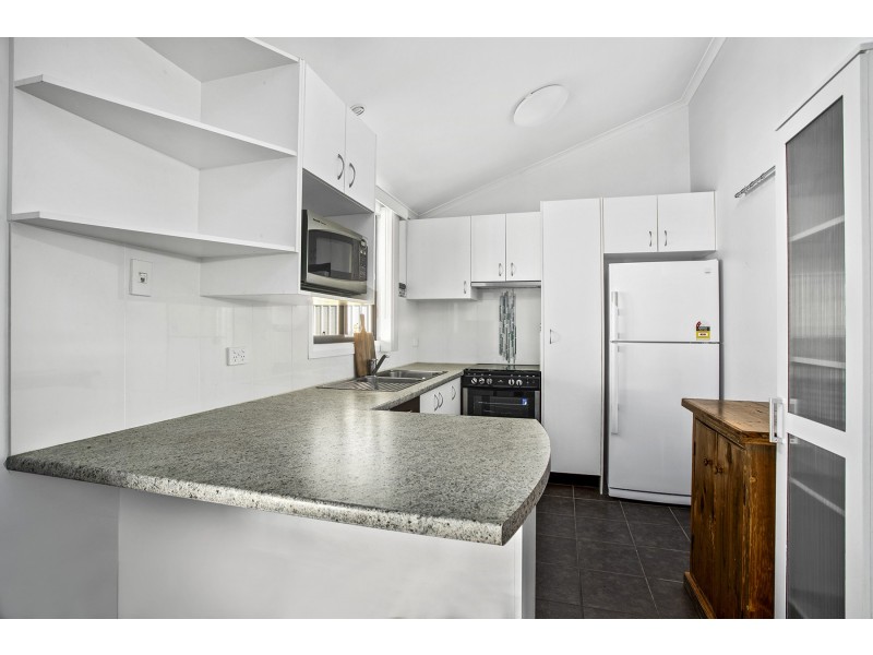 14/257 Pine Creek Way, Bonville NSW 2441