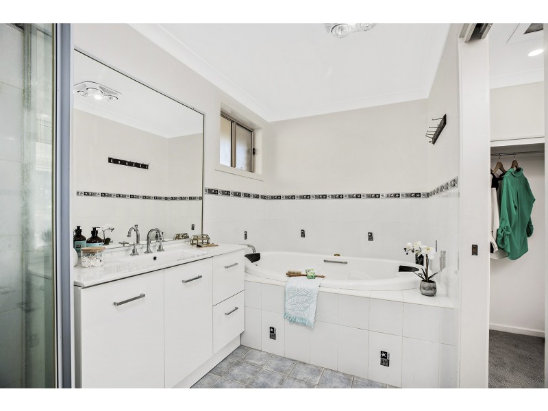 20 Valley View Drive, Bellingen NSW 2454