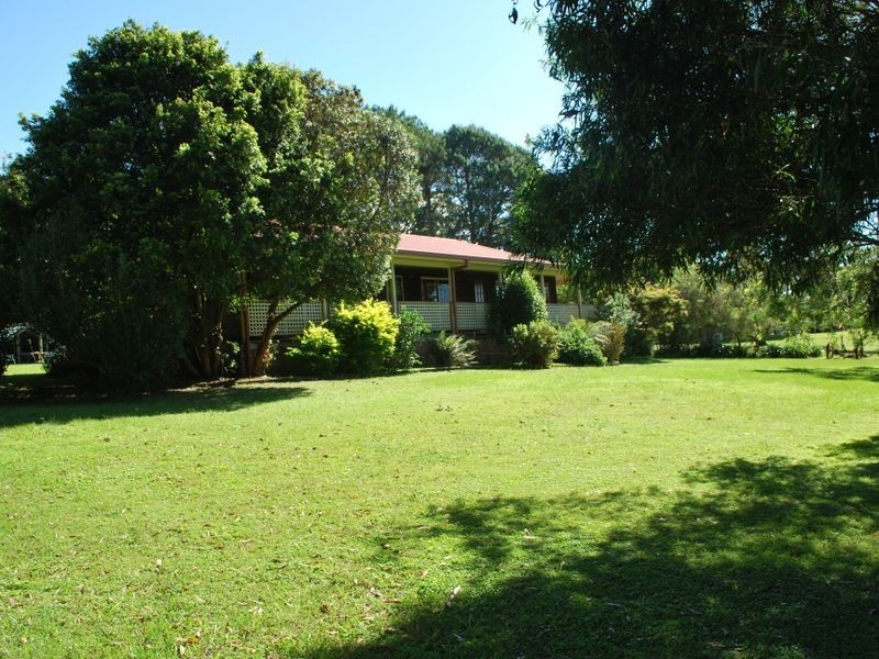 208 Braford Drive, Bonville NSW 2441