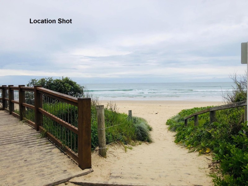 22 Kingfisher Crescent, Arrawarra NSW 2456