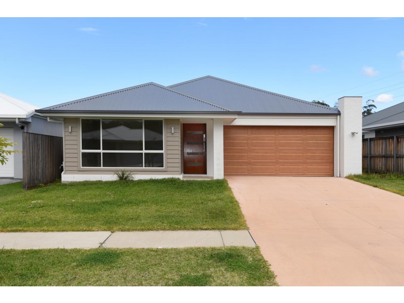 4 Redgum Circuit, Sapphire Beach NSW 2450