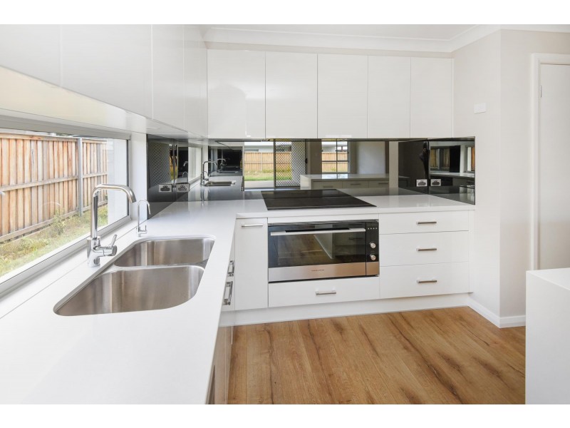 4 Redgum Circuit, Sapphire Beach NSW 2450