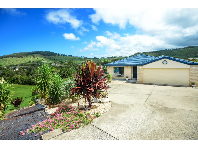 4 Tuckeroo Close, Coffs Harbour NSW 2450