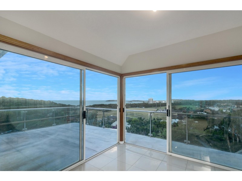 69 Manning Avenue, Coffs Harbour NSW 2450