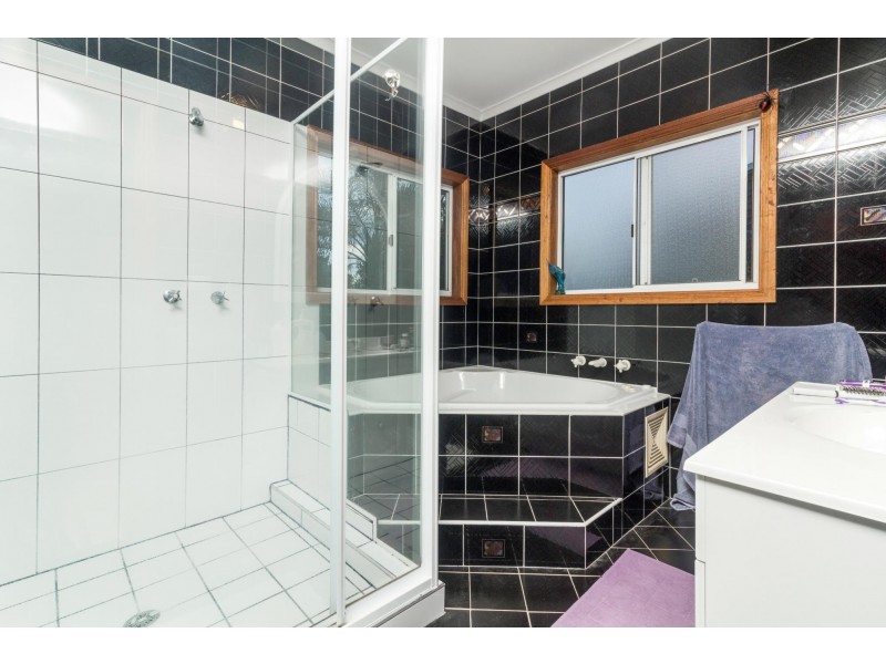 69 Manning Avenue, Coffs Harbour NSW 2450