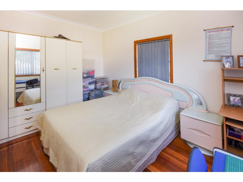 308 Pine Creek Way, Bonville NSW 2441