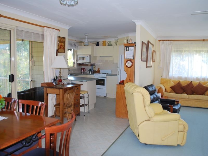 10 Woodswallow Close, Boambee East NSW 2452