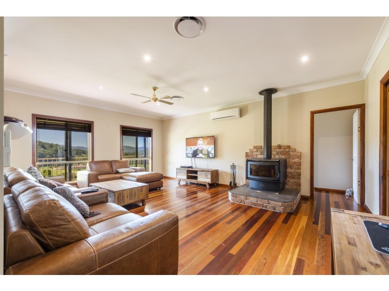 902 Tallawudjah Creek Road, Glenreagh NSW 2450