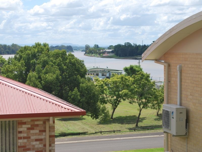 22 Riverside Drive, South Grafton NSW 2460