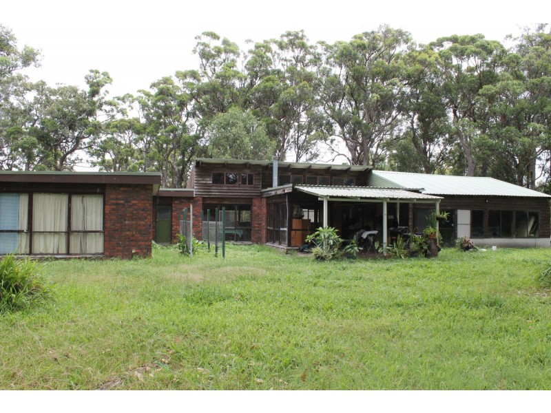 11 Arrawarra Beach Road, Arrawarra NSW 2456