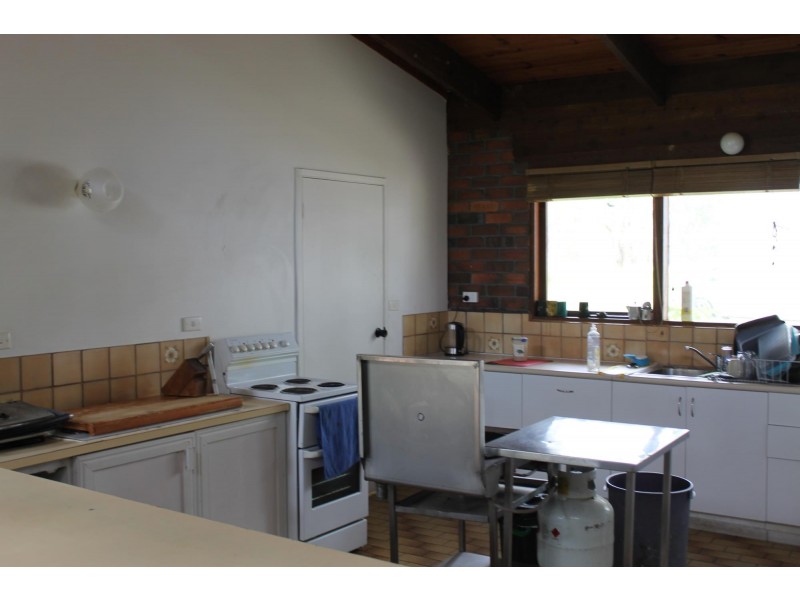 11 Arrawarra Beach Road, Arrawarra NSW 2456