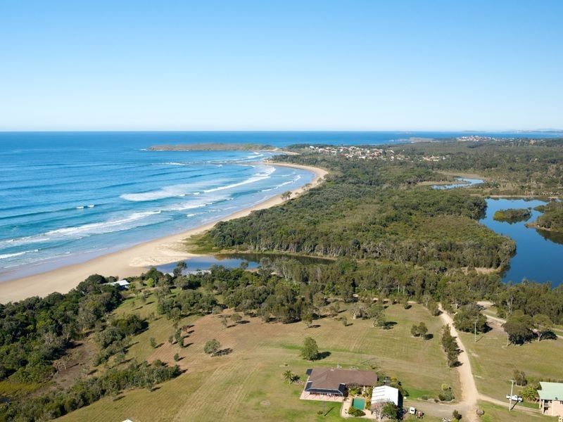 45 Hearns Lake Road, Woolgoolga NSW 2456
