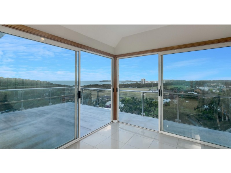 69 Manning Avenue, Coffs Harbour NSW 2450