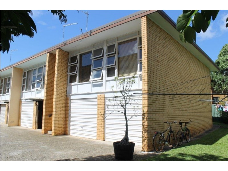8/63 Azalea Avenue, Coffs Harbour NSW 2450