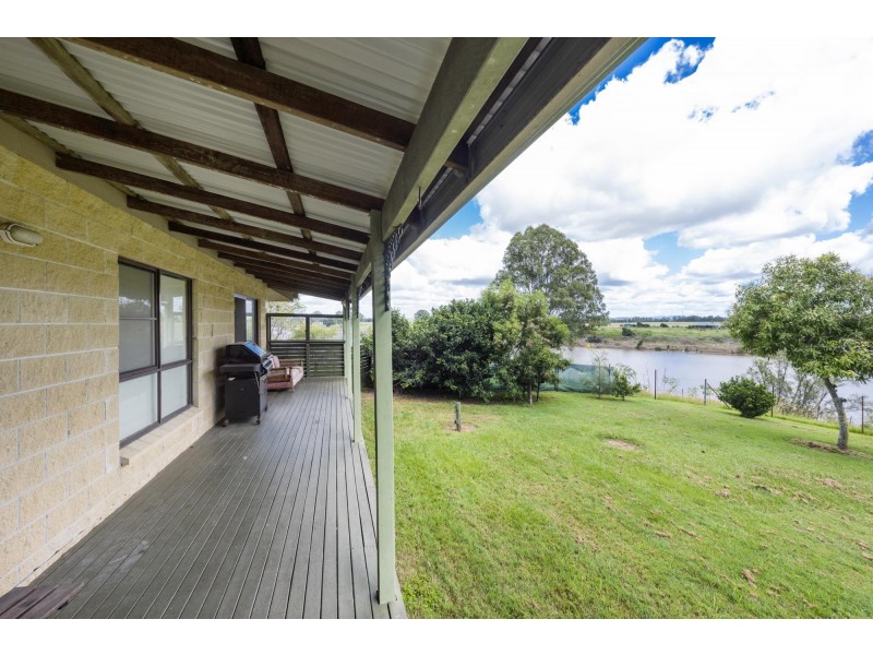 17 Drummer Place, Seelands NSW 2460