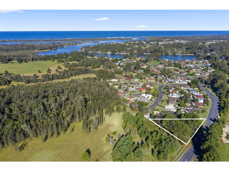 2a Yellow Rock Road, Urunga NSW 2455