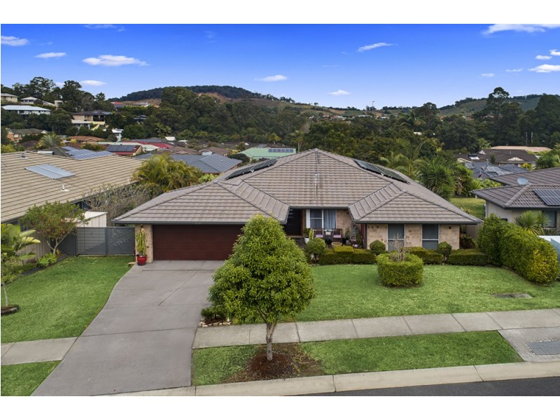 104 Pearce Drive, Coffs Harbour NSW 2450