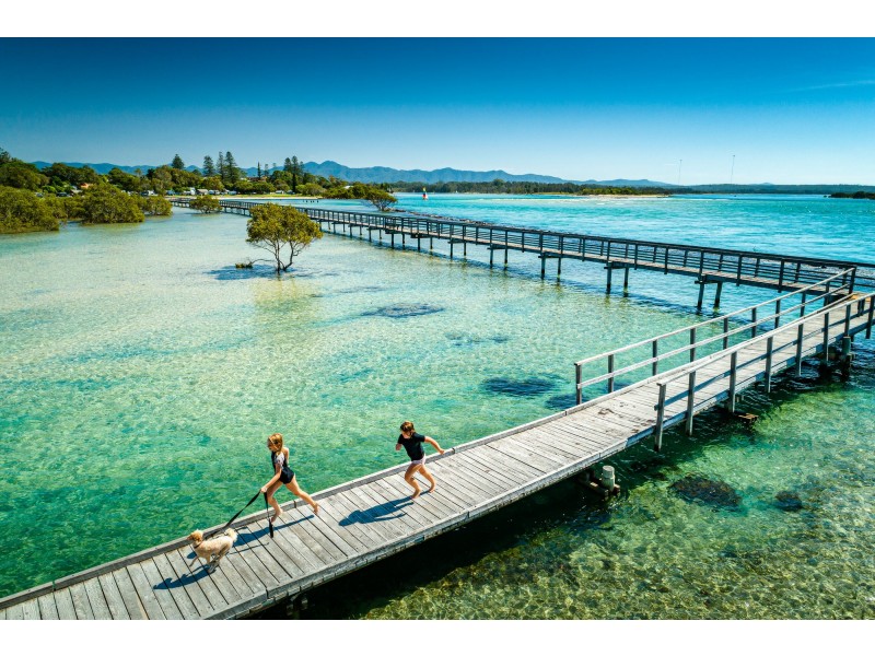 27 Crescent Street, Urunga NSW 2455