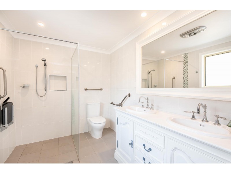 5 Charlotte Court, Coffs Harbour NSW 2450