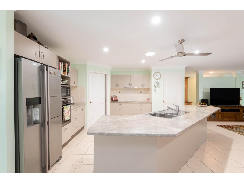 10 Trond Close, Bonville NSW 2441