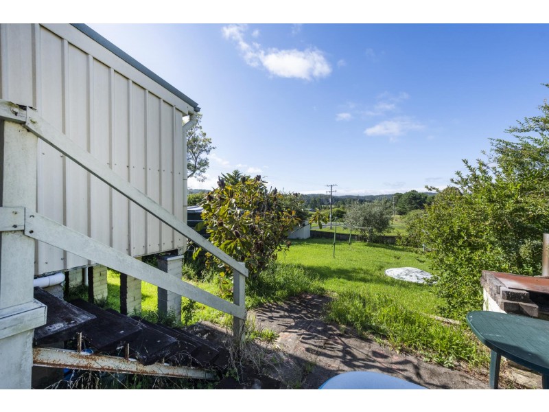 1 Lorne Street, Lowanna NSW 2450