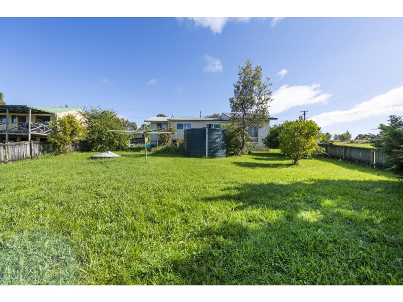 1 Lorne Street, Lowanna NSW 2450