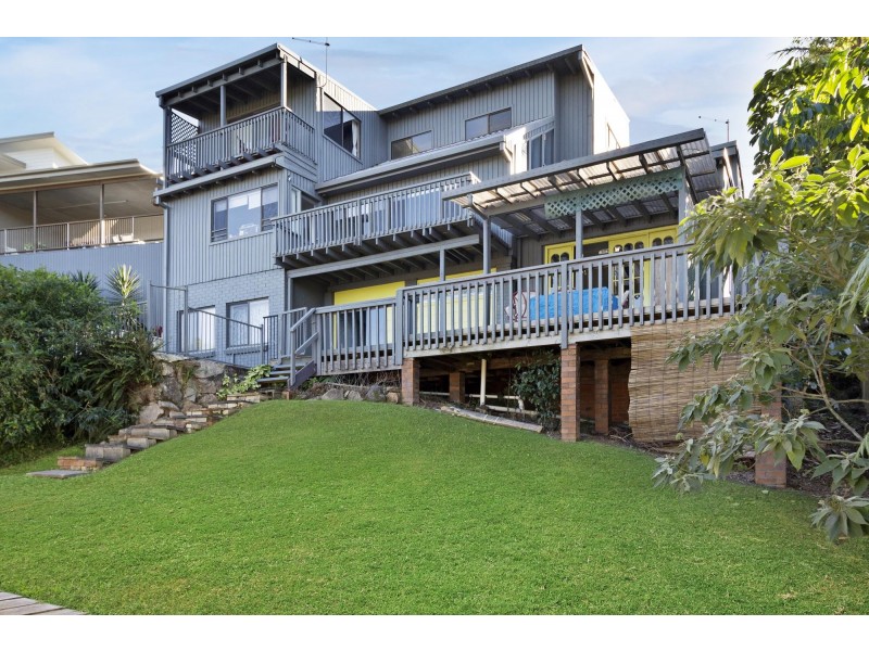 68 Manning Avenue, Coffs Harbour NSW 2450