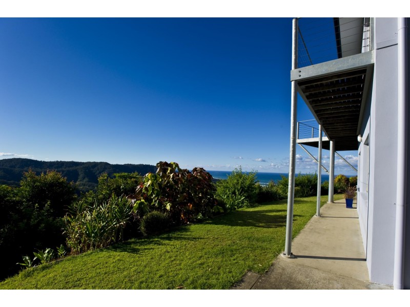 171 Sealy Lookout Drive, Korora NSW 2450