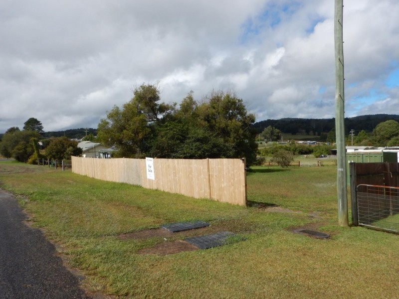 5 Lorne Street, Lowanna NSW 2450