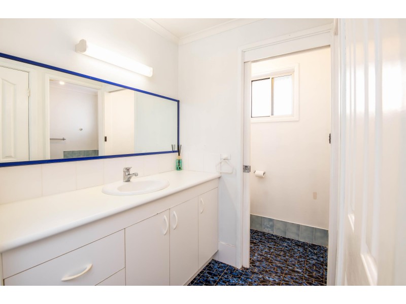 1 Christine Close, Urunga NSW 2455