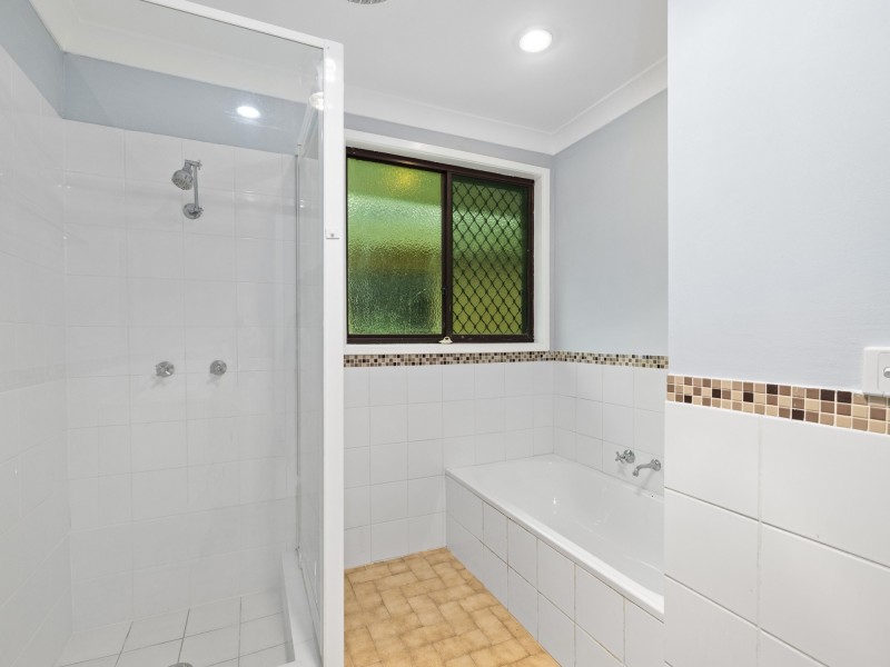 11 Bower Crescent, Toormina NSW 2452