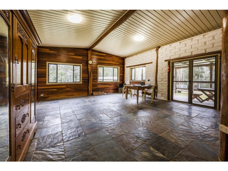 132 Mole Creek Road, Lowanna NSW 2450