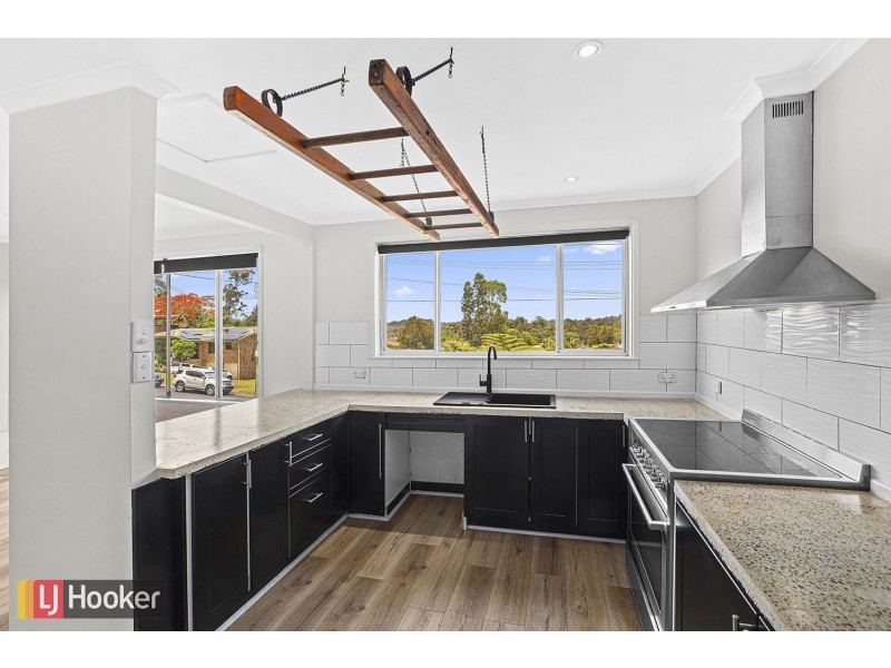 60 Aubrey Crescent, Coffs Harbour NSW 2450
