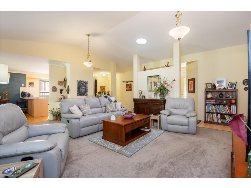 12 Trond Close, Bonville NSW 2441