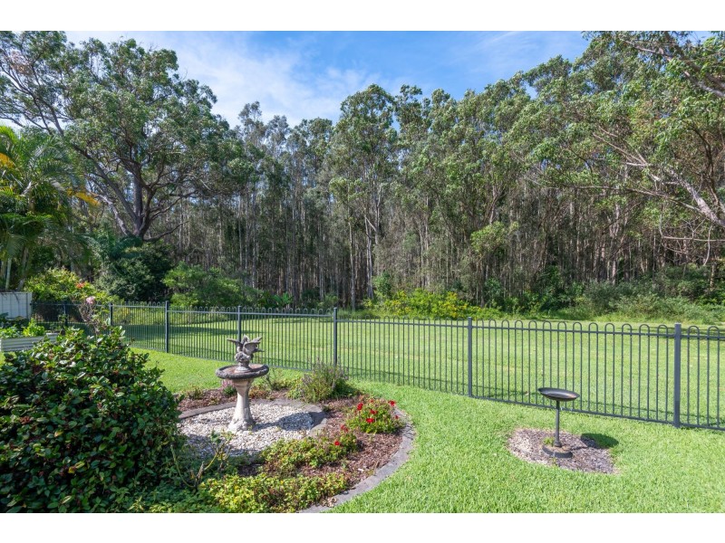 12 Trond Close, Bonville NSW 2441