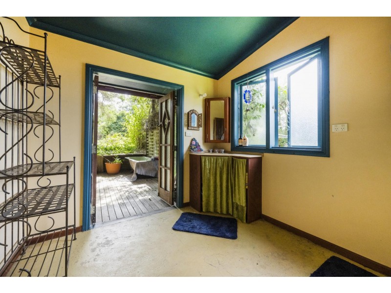 11 Lorne Street, Lowanna NSW 2450