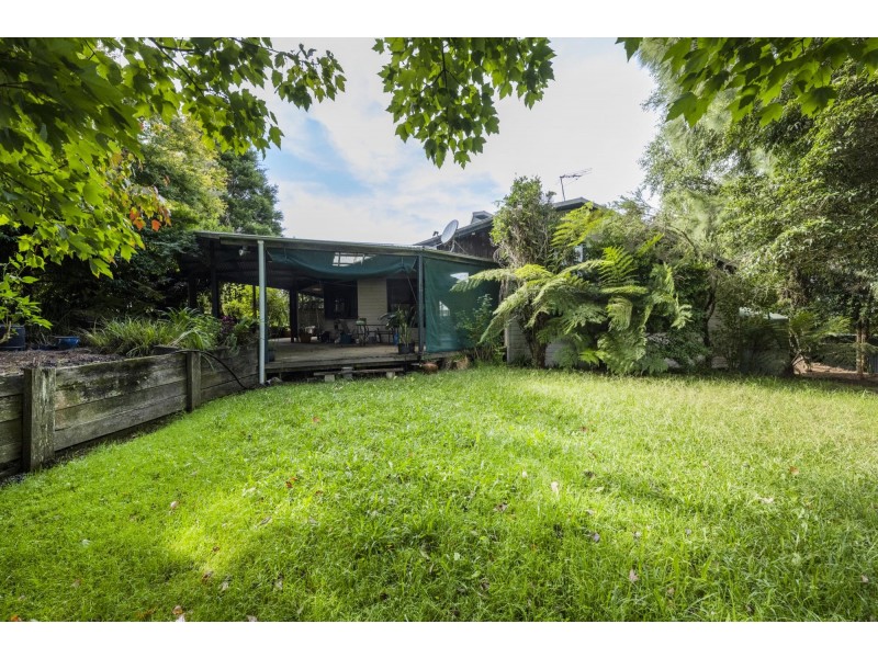 11 Lorne Street, Lowanna NSW 2450