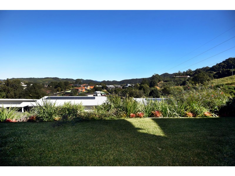 69 Vera Drive, Coffs Harbour NSW 2450
