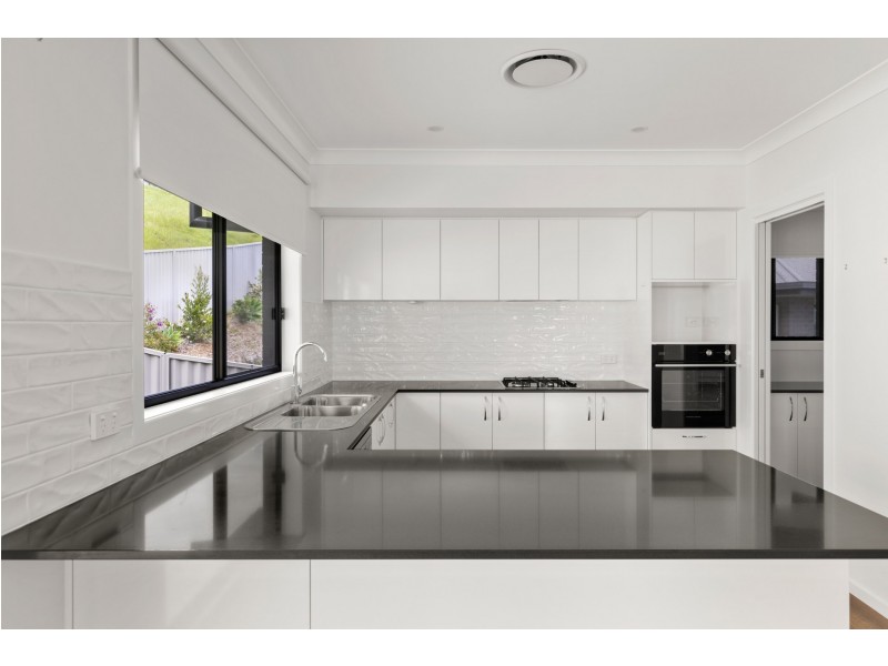 16 Platinum Place, Coffs Harbour NSW 2450