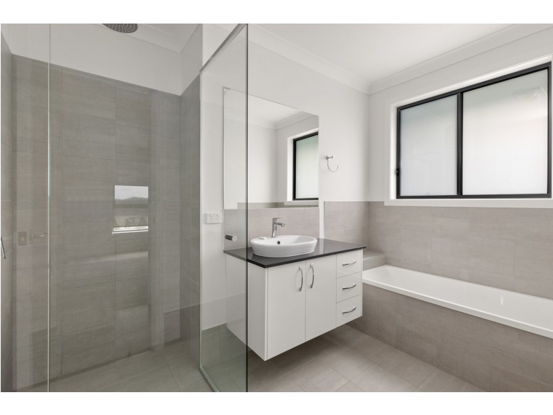 16 Platinum Place, Coffs Harbour NSW 2450