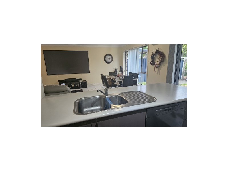 2/24 Azalea Avenue, Coffs Harbour NSW 2450