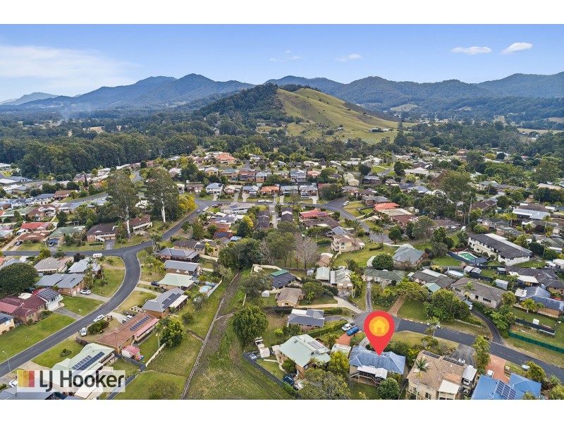 6 Ashmore Close, Boambee East NSW 2452