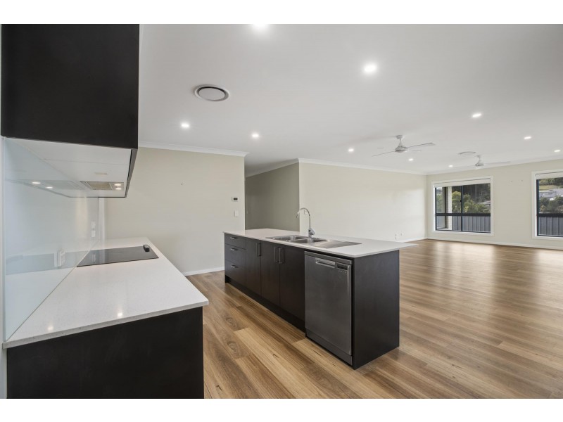 67 Rovere Drive, Coffs Harbour NSW 2450