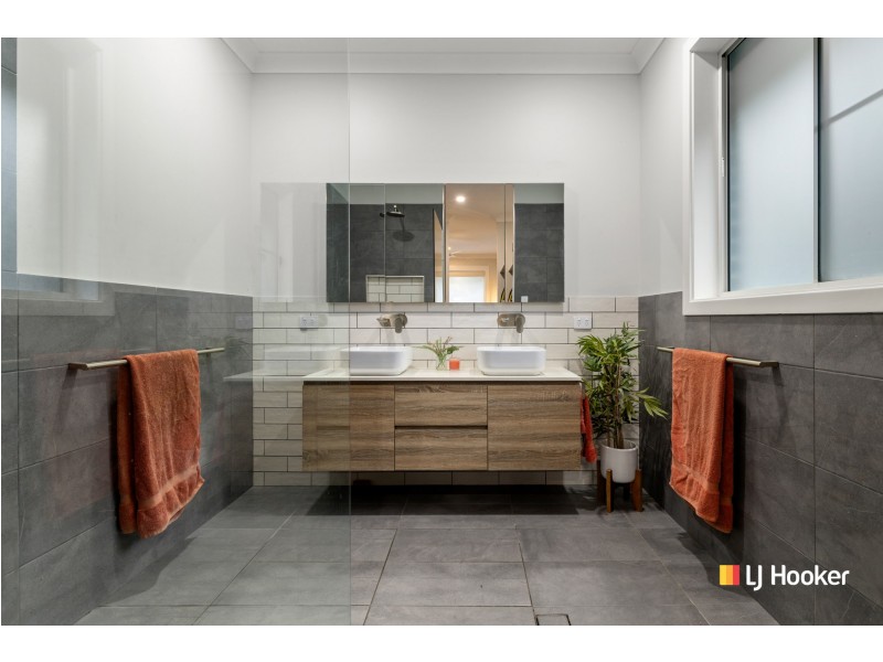 68 Rovere Drive, Coffs Harbour NSW 2450