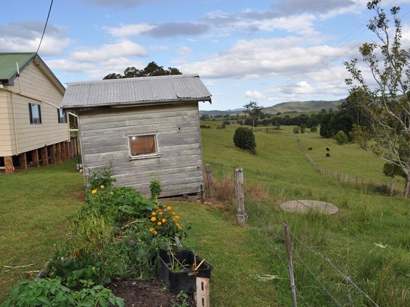 121 Whites Road Yarranbella via, Macksville NSW 2447