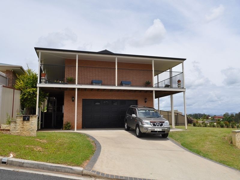 3 Crispin Cove, Macksville NSW 2447